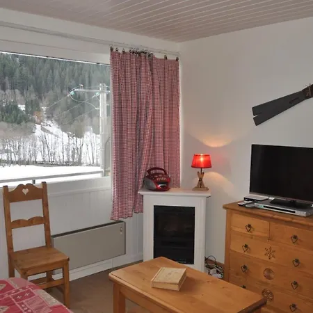Airelles 8 - Chamroc Immobilier *
